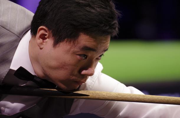 看台球迷购 看台球迷购