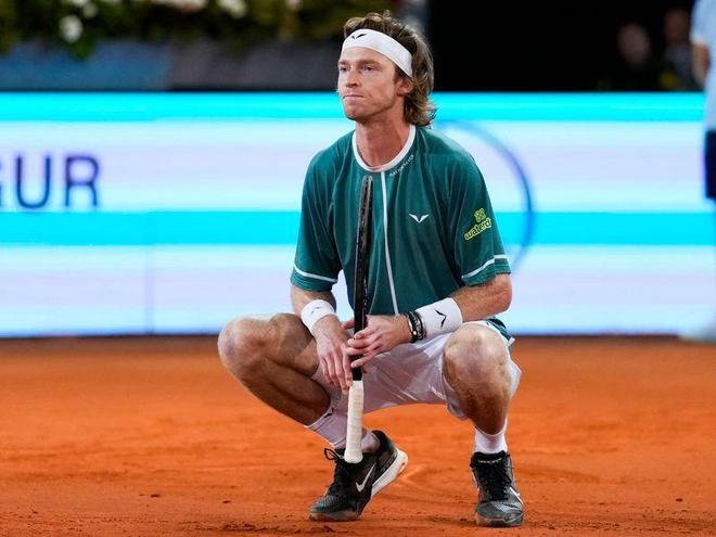 2亿欧元 2亿欧元