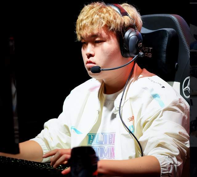 红土首场比 红土首场比