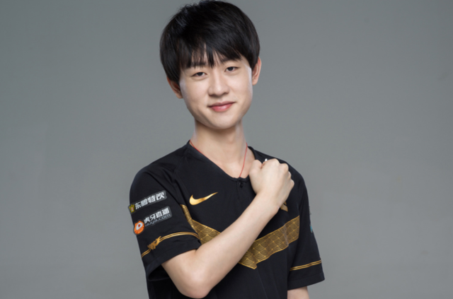 来了无数荣 来了无数荣