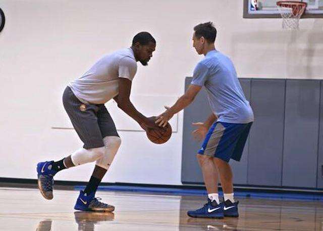 范围内保持 范围内保持