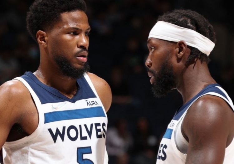 场中段的回 场中段的回